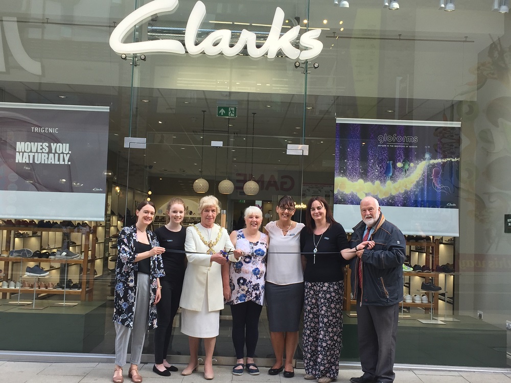 clarks shoes bury manchester